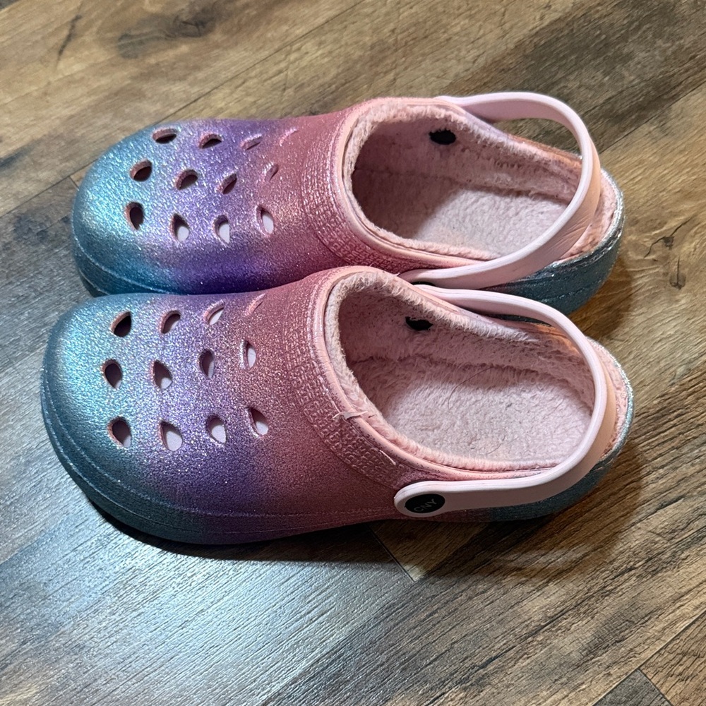 Kids size 3/4 big kids ombré Pink and Blue Clogs